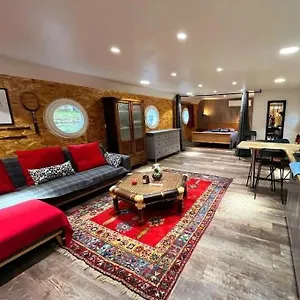 Magnifique Peniche Cosy Et Spacieuse A Toulouse